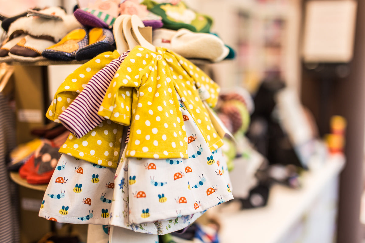 Simple solutions for organising baby clothes 