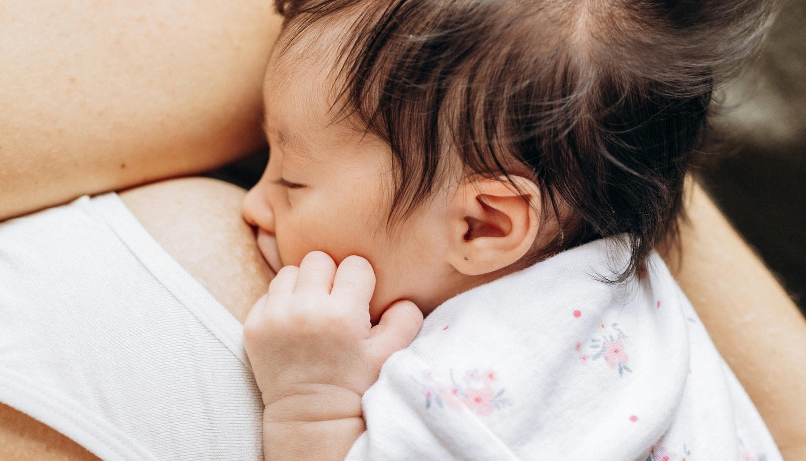 Natural Ways to Boost Lactation with Tea: The Best Herbal Choices